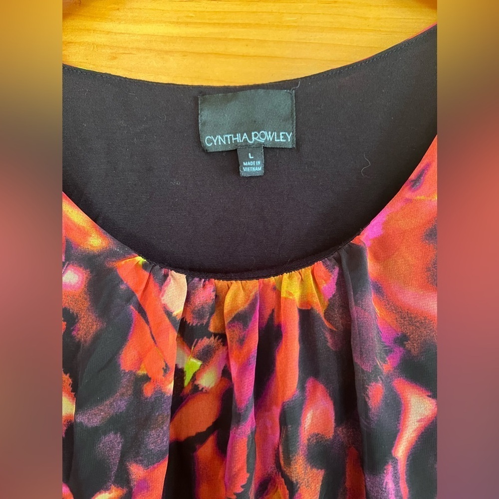 Cynthia Rowley Cold Shoulder Top Size Large - Picture 3 of 5